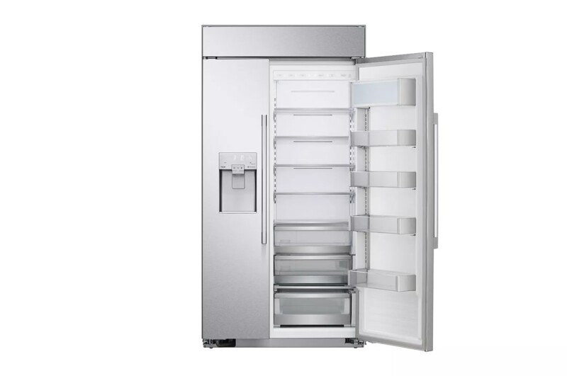 26 cu. ft. Smart Side-by-Side Built-In Refrigerator with Ice & Water Dispenser SRSXB2622S