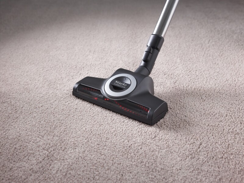 TurboTeQ For quick removal of hair and threads, even from delicate rugs and carpets. STB3053