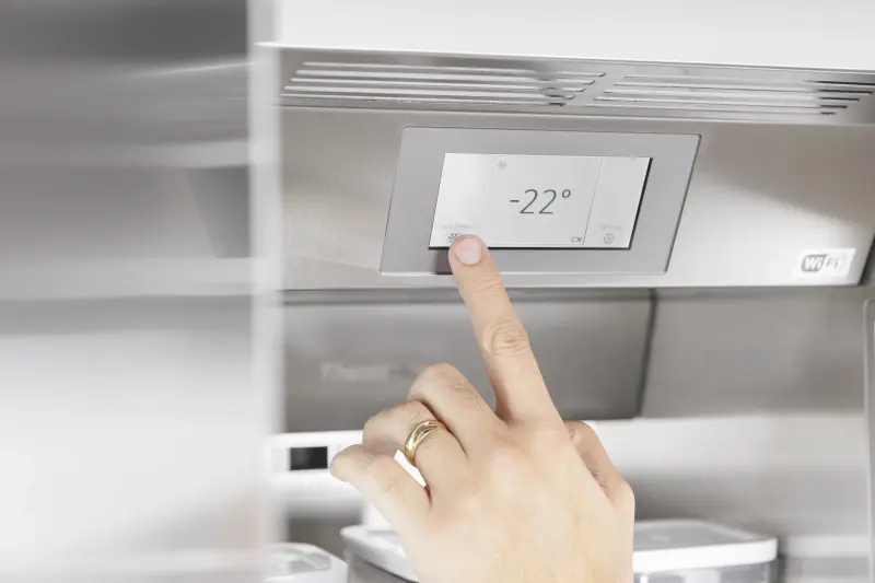 Built-in Freezer Column 30" T30IF905SP