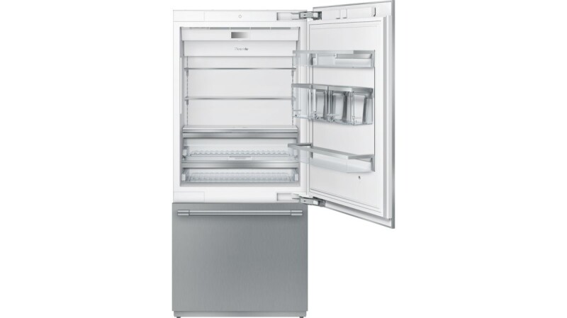 Freedom® Built-in Two Door Bottom Freezer 36'' flat hinge T36IB900SP