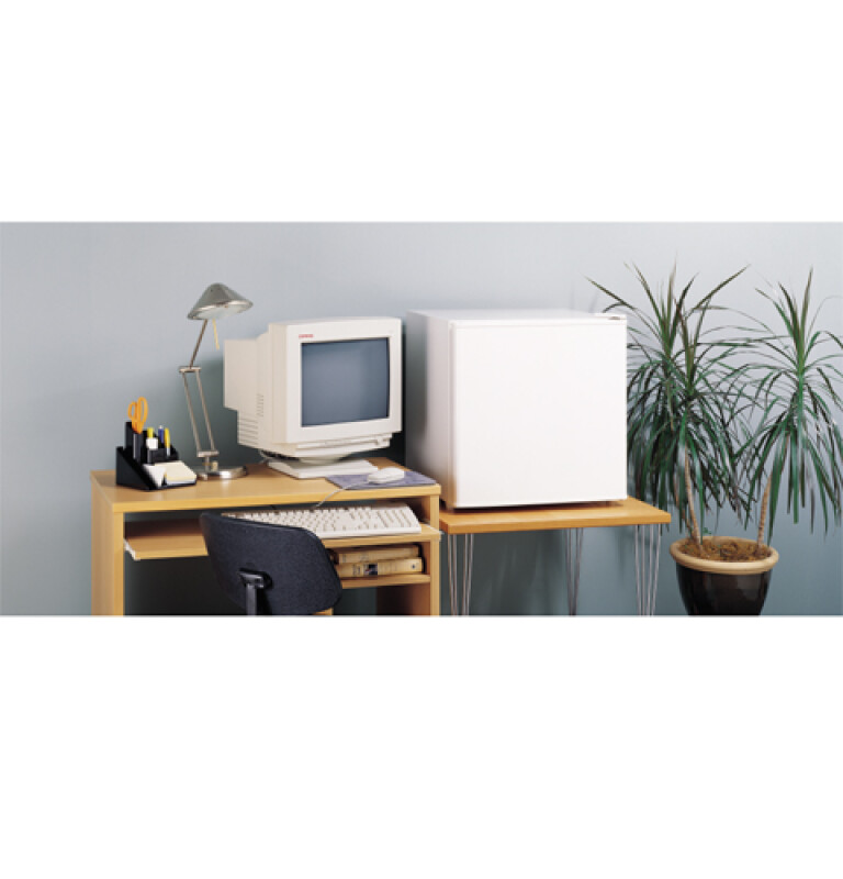 Spacemaker Compact Refrigerator TAX2SNCWH