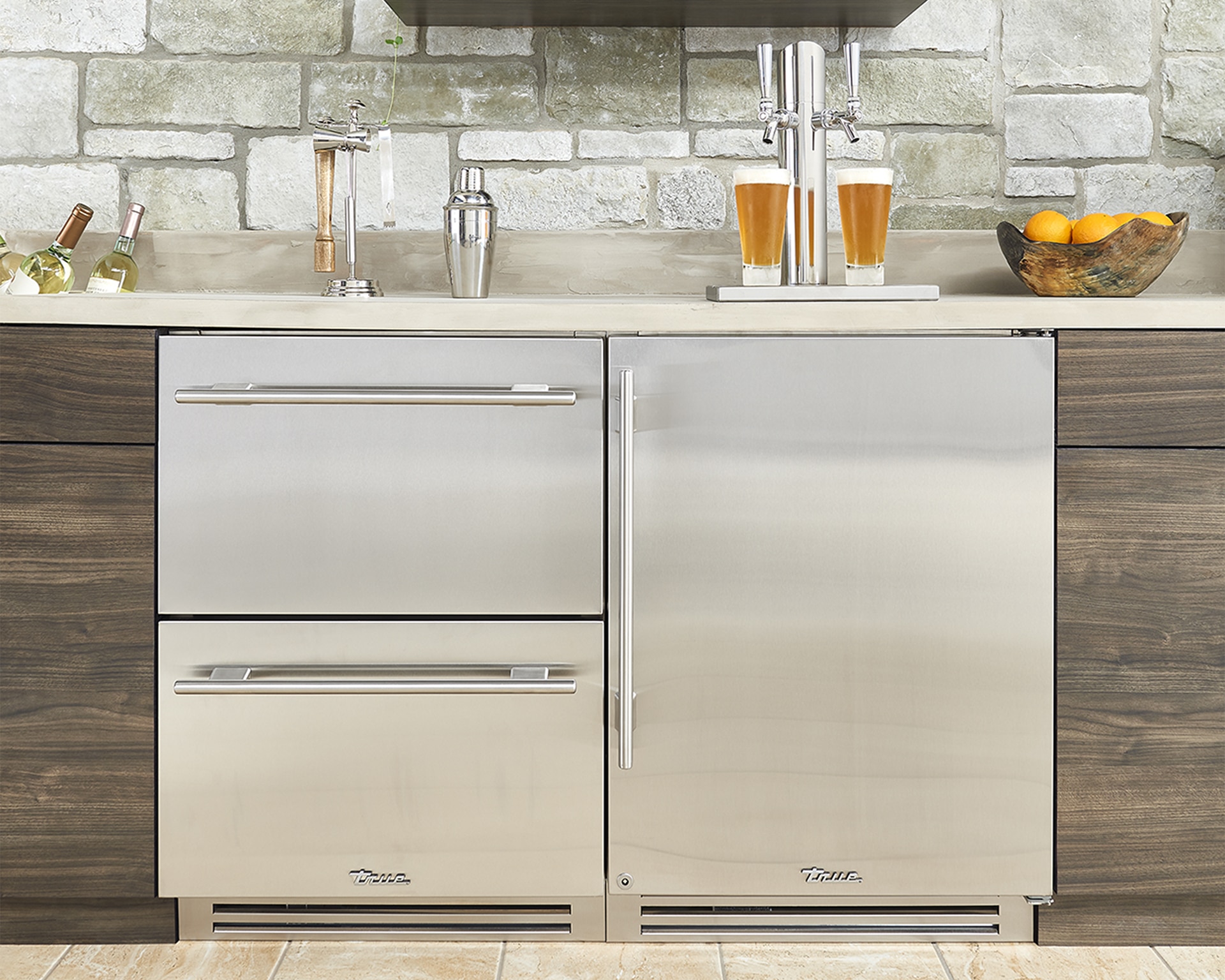 Undercounter Freezer, Right Hinged, Color Match, Brass Hardware TUF24ROPCDSKXXXH01