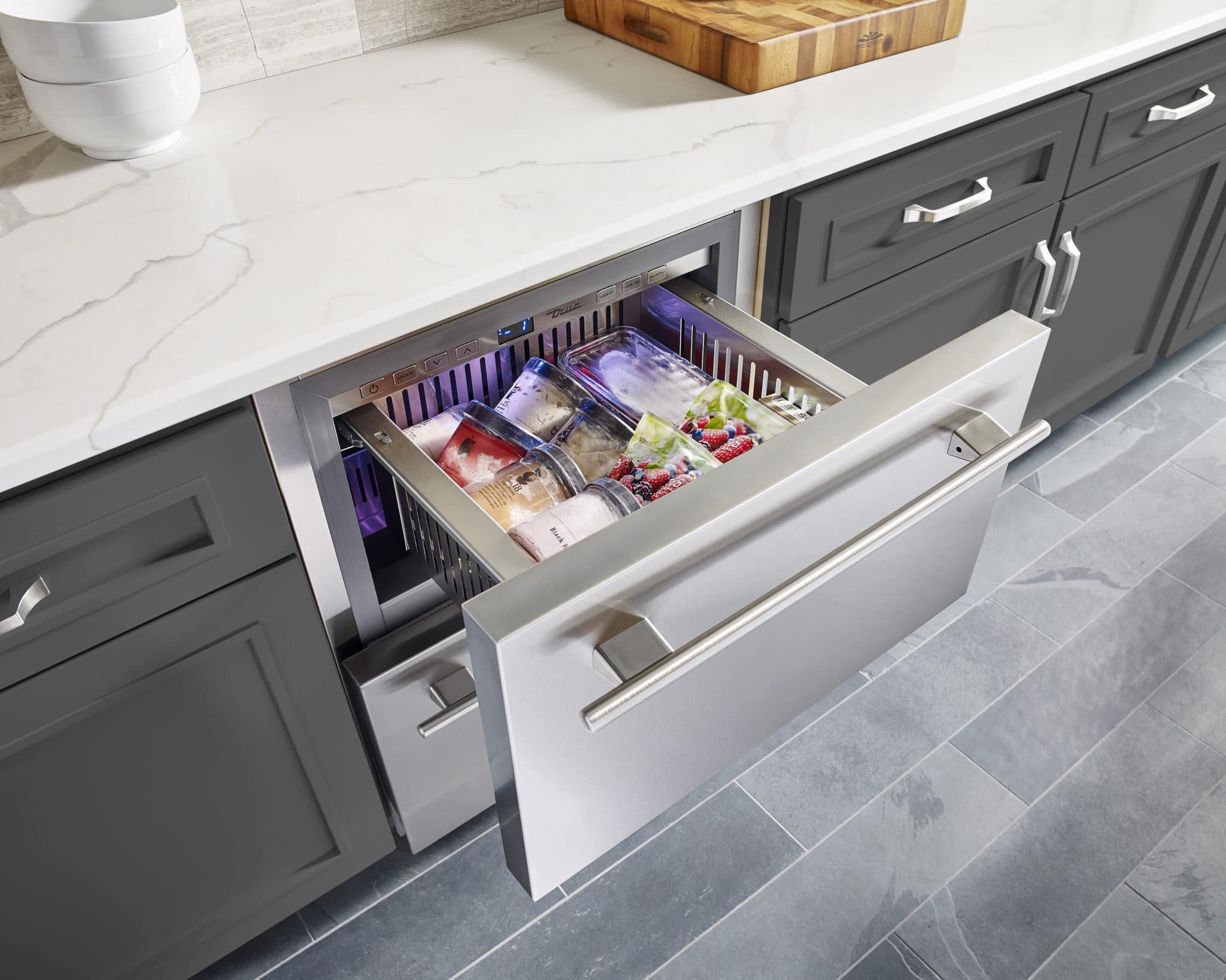 Undercounter Freezer, Right Hinged, Color Match, Pewter Hardware TUF24ROPCDSKXXXH05