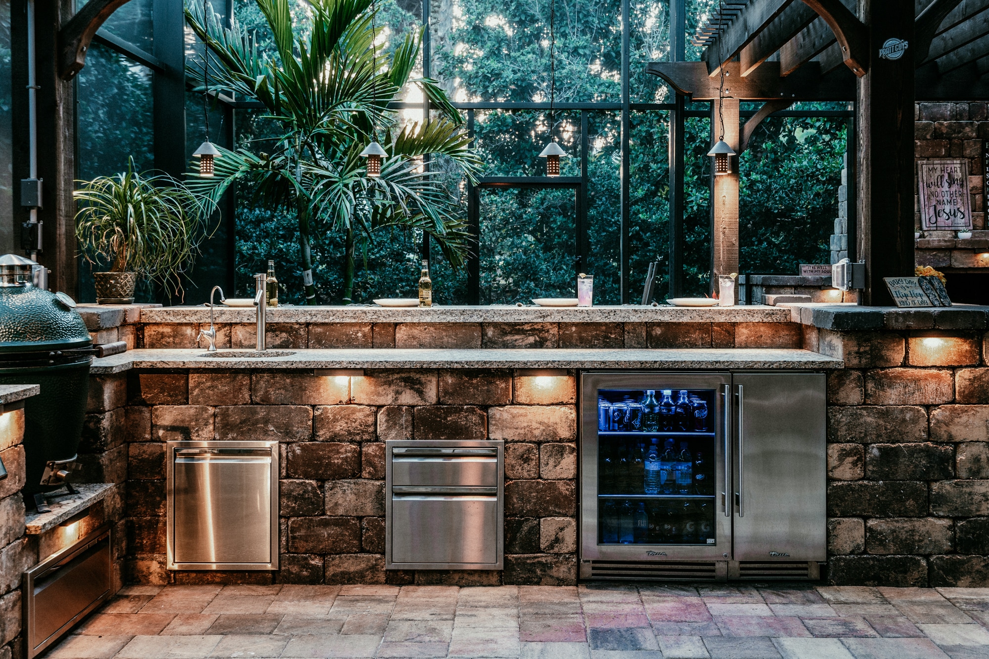 Undercounter Refrigerator, Left Hinged, Ultra Matte Black, Brass Hardware TUR15LOGCDSK085H01