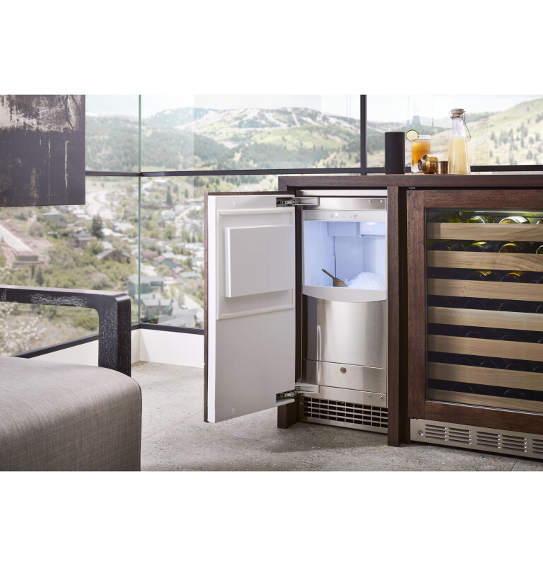 Ice Maker 15-Inch Panel-Ready - Clear Ice UCC15NJII