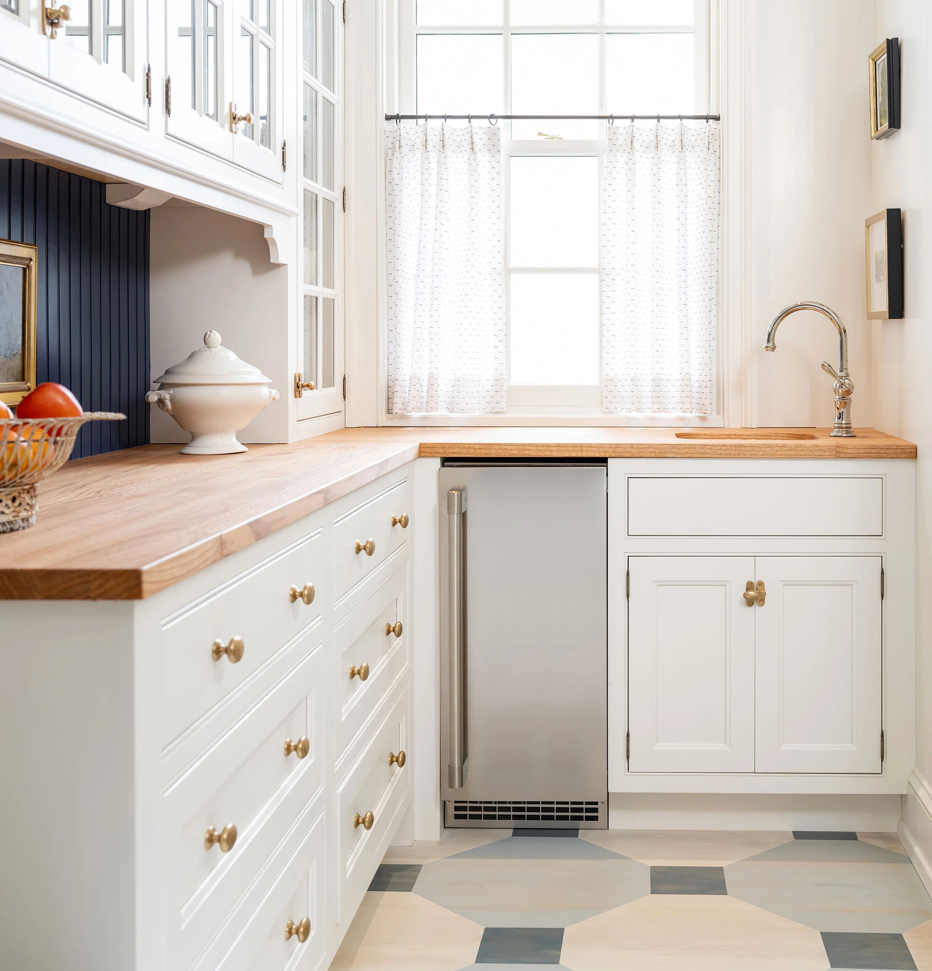 Ice Maker 15-Inch Panel-Ready - Clear Ice UCC15NPRII