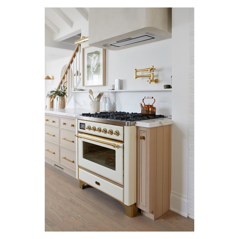 Majestic II Series 36" Dual Fuel Natural Gas Freestanding Range UM09FDNS3AWG