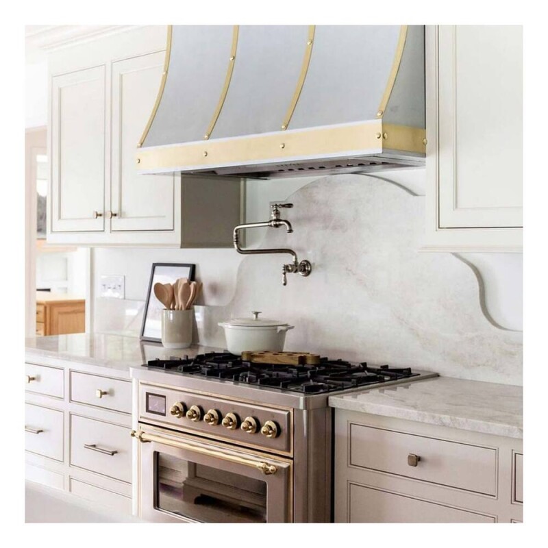 Majestic II Series 36" Dual Fuel Natural Gas Freestanding Range UM09FDNS3SSG