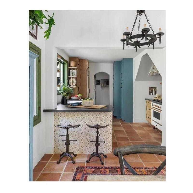 Majestic II Series 36" Dual Fuel Natural Gas Freestanding Range UM09FDNS3WHP