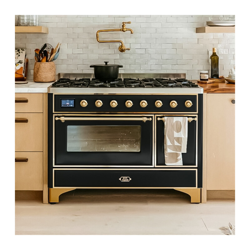 Majestic II Series 48" Dual Fuel Natural Gas Freestanding Range UM12FDNS3BKG