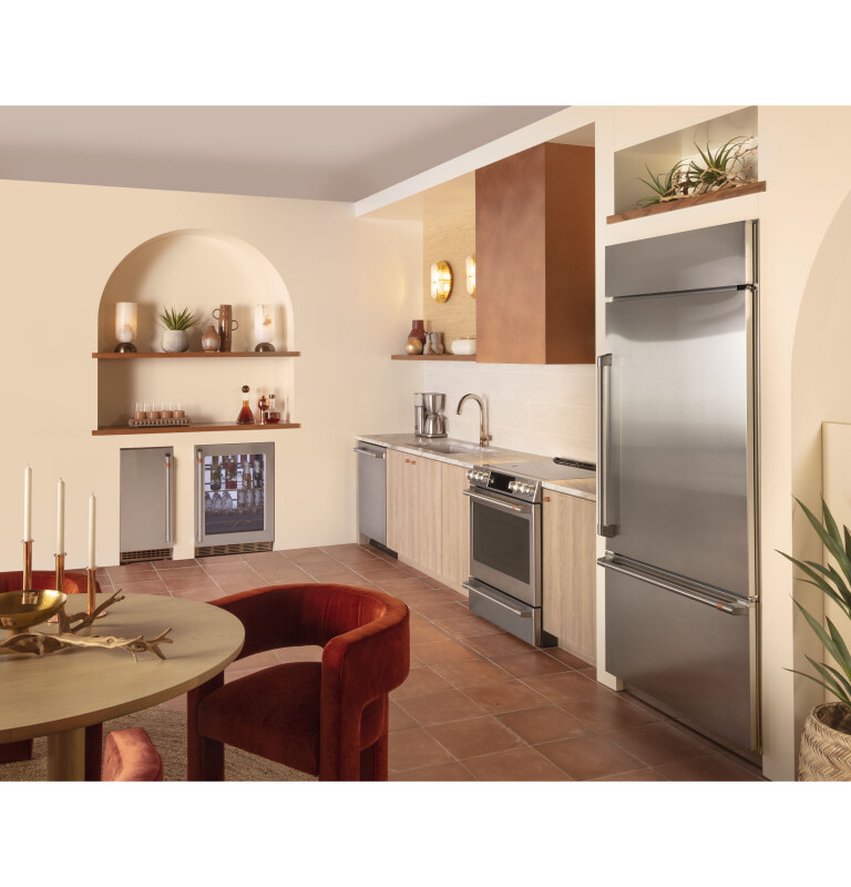 Ice Maker 15-Inch Panel-Ready - Nugget Ice UNC15NJII