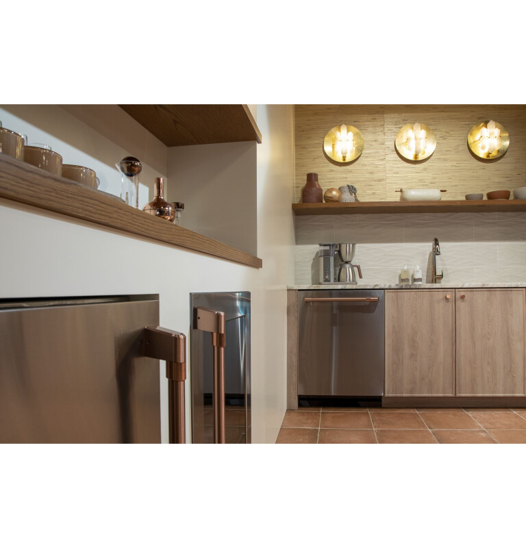 Ice Maker 15-Inch Panel-Ready - Nugget Ice UNC15NJII