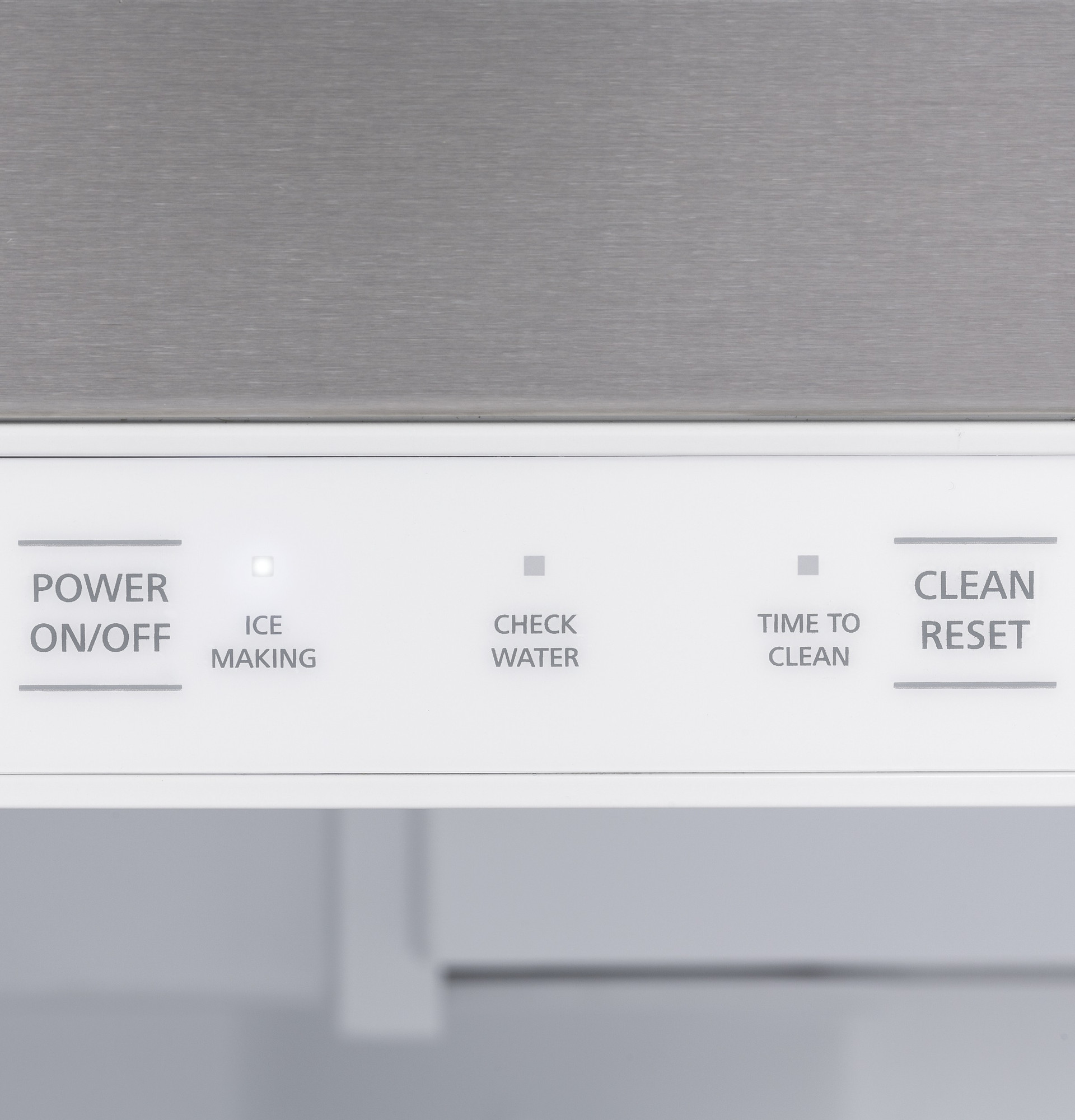 Ice Maker 15-Inch Panel-Ready - Nugget Ice UNC15NJII