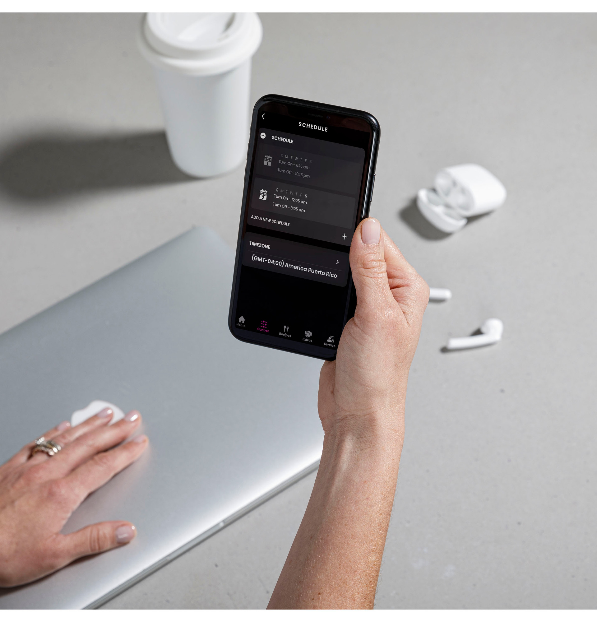 Ice Maker 15-Inch Panel-Ready - Nugget Ice UNC15NPRII