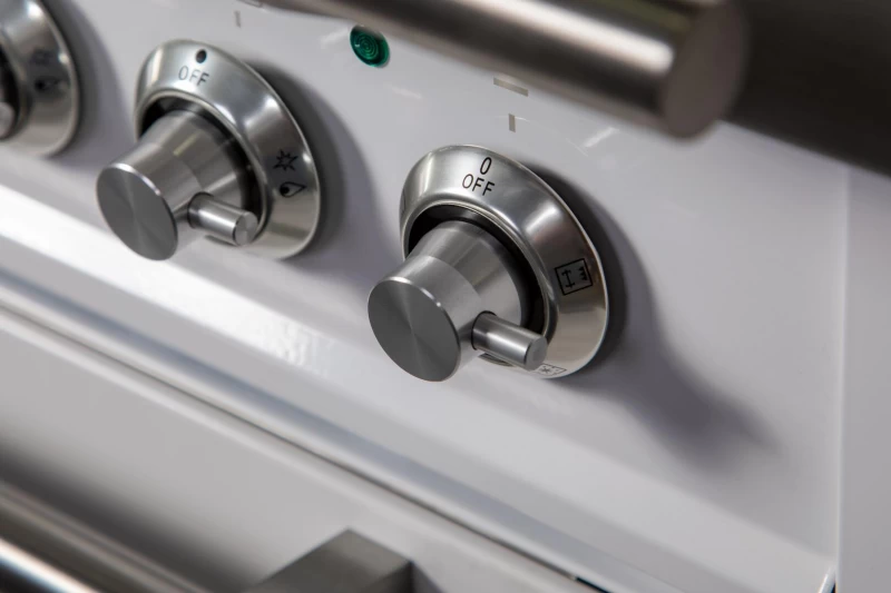 Professional Plus Series 36" Natural Gas Freestanding Range UPW90FDVGGB