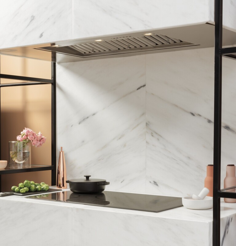 36” Smart Designer Custom Insert w/ Dimmable LED Lighting UVC9360SLSS