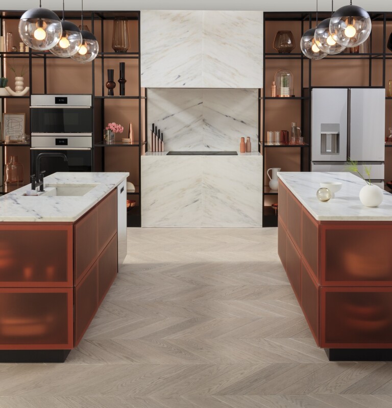 36” Smart Designer Custom Insert w/ Dimmable LED Lighting UVC9360SLSS