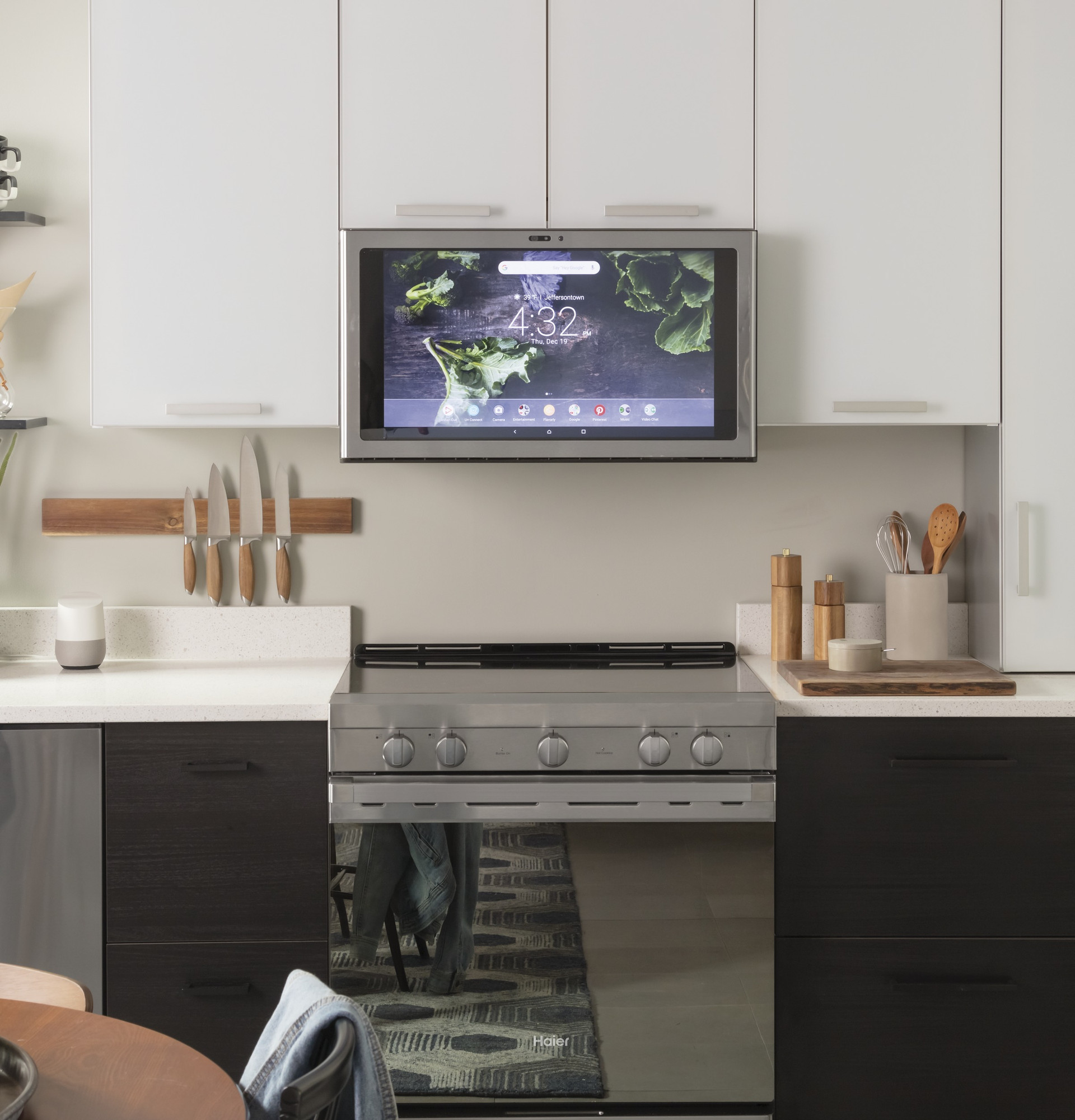 Kitchen Hub UVH13012MSS
