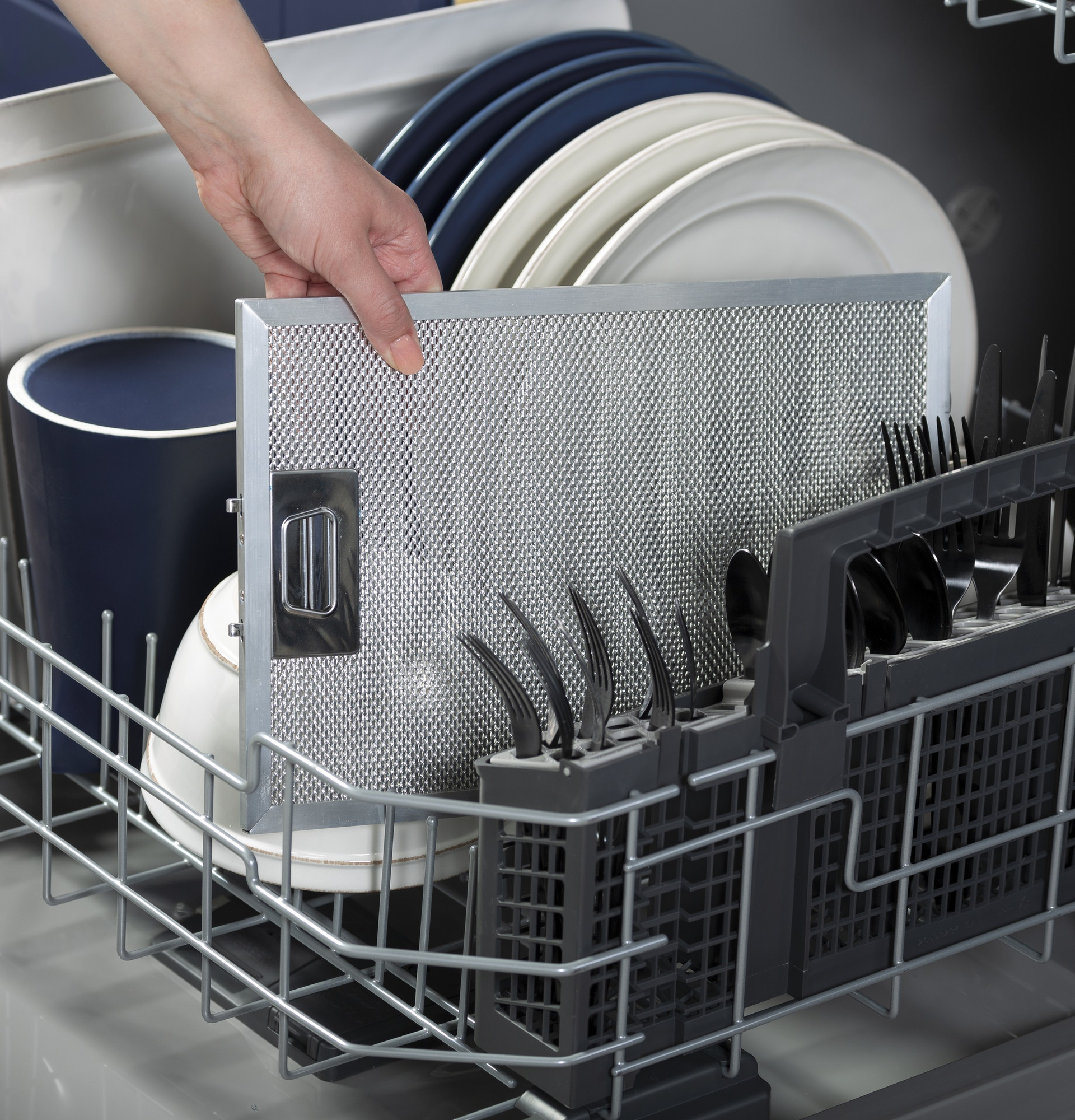 30” Designer Wall Mount Hood w/ Dimmable LED Lighting UVW8301SLSS