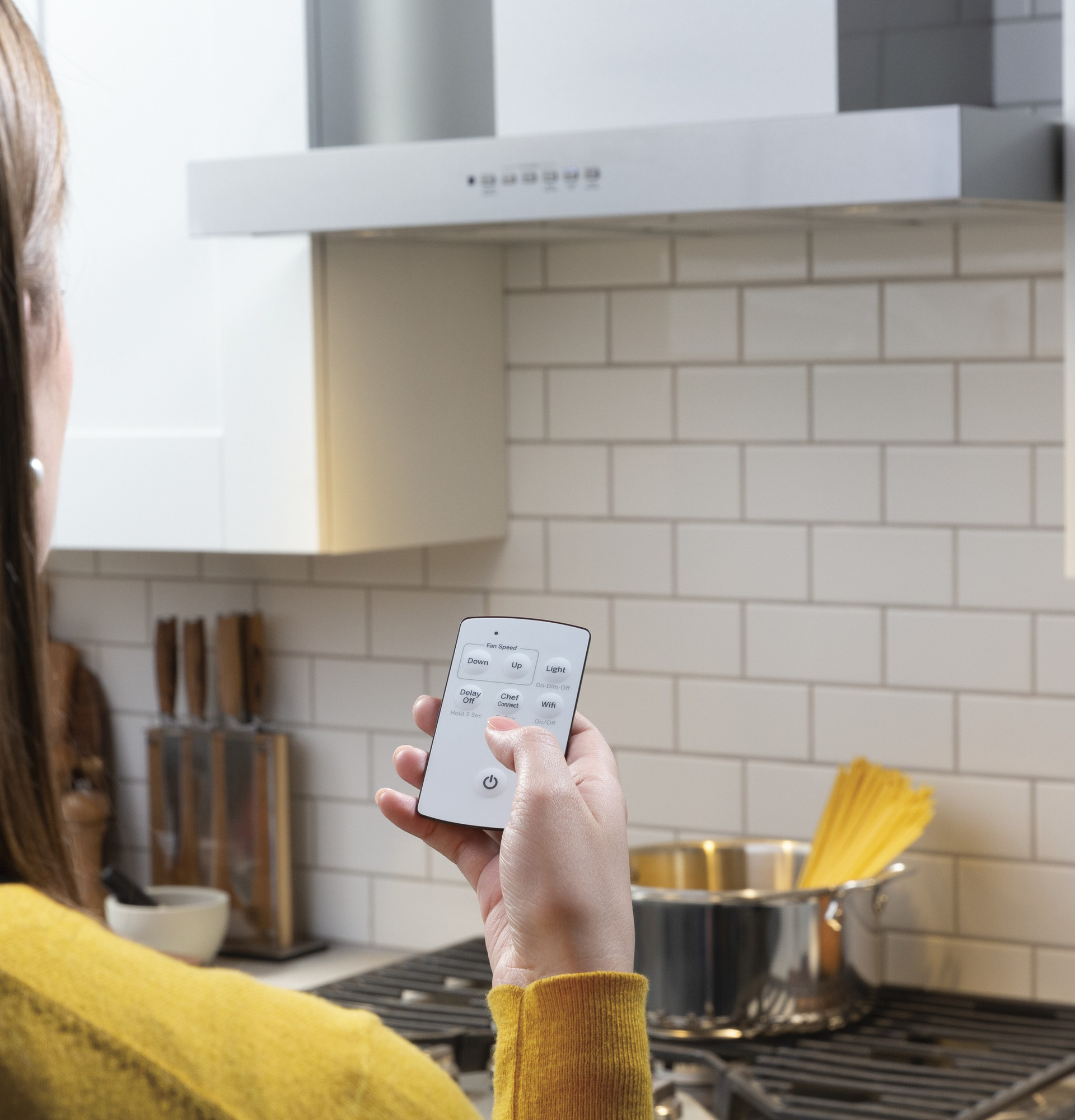 30” Designer Wall Mount Hood w/ Dimmable LED Lighting UVW8301SLSS