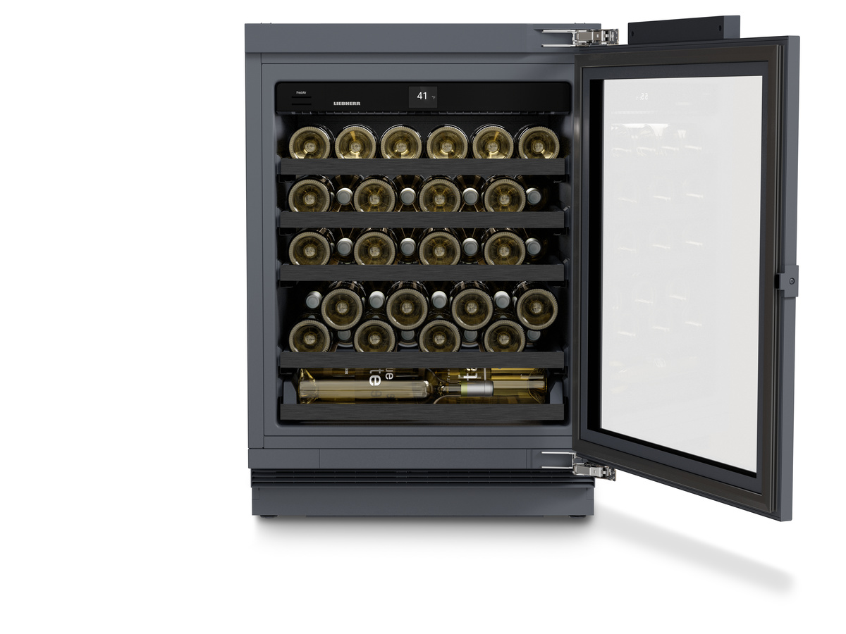 Wine fridge suitable for undercounter installation for wine tempering, Right Hinged UW3710