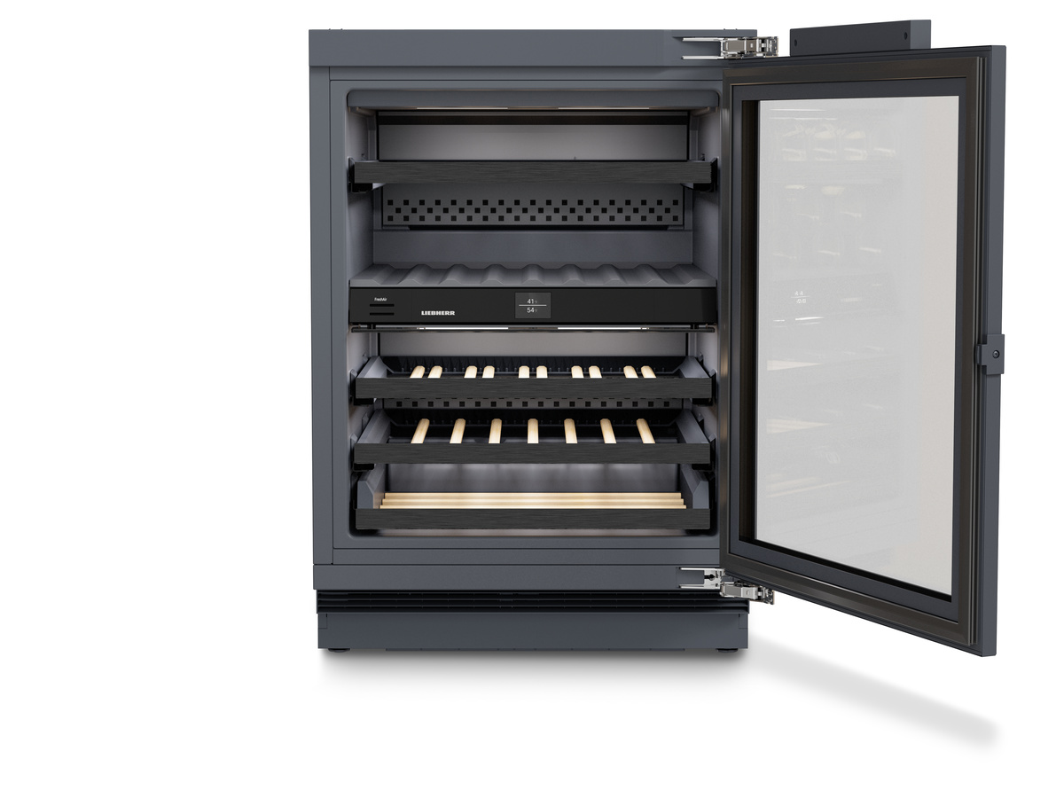 Wine fridge suitable for undercounter installation for wine tempering, Right Hinged UW3720