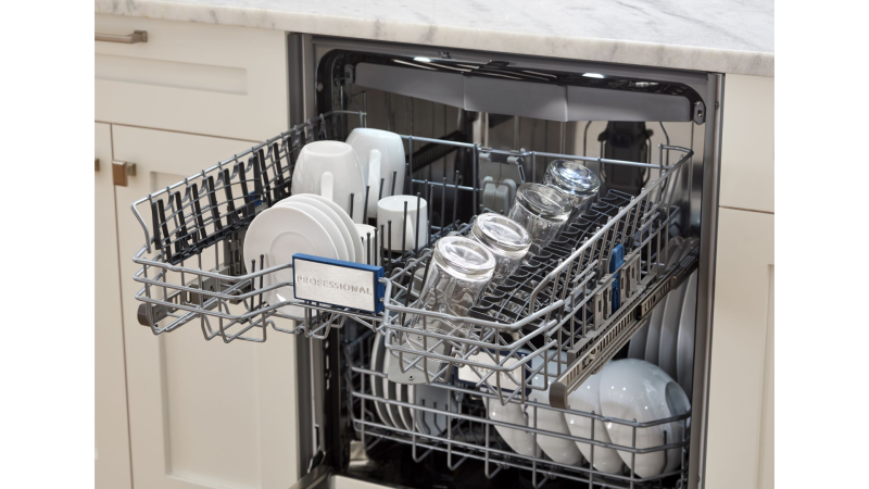 24"W. Dishwasher w/Installed Professional Stainless Steel Panel VDWU724SS