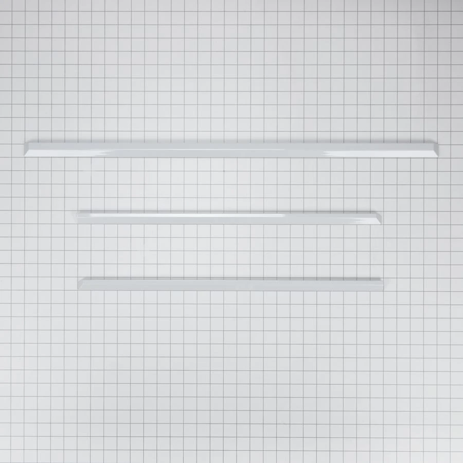 30" Slide-in Range Trim Kit, White, with (1) 30" L trim piece, (2) 20" L trim pieces, and installation instructions W10675027