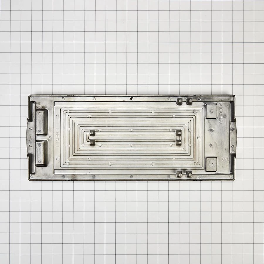 Gas Range Die-Cast Aluminum Griddle - Black with Non-Stick Surface, Recessed Drain Channels, and 2-Divided Grease Wells (19.685-IN X 7.874-IN X 0.433-IN) W11123246