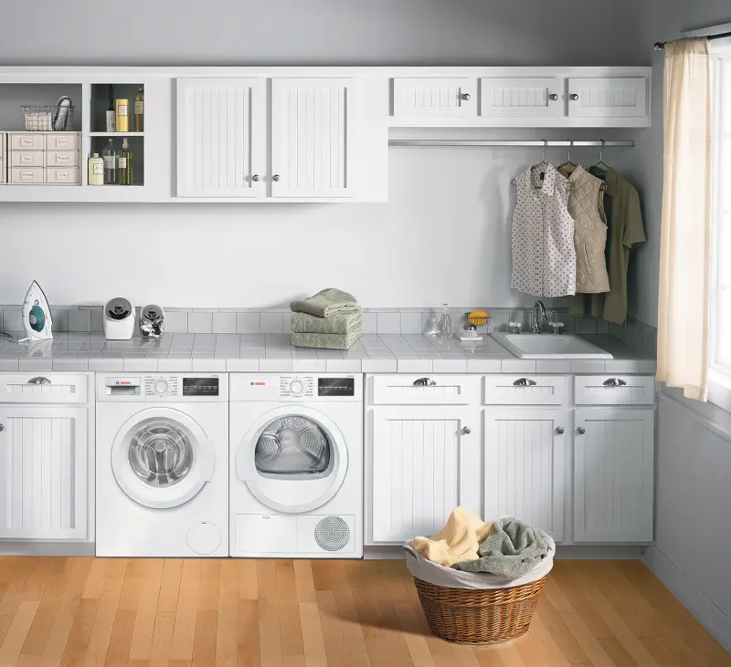 300 Series Compact Washer  1400 rpm WAT28400UC