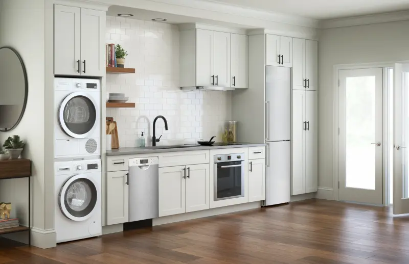 300 Series Compact Washer  1400 rpm WAT28400UC