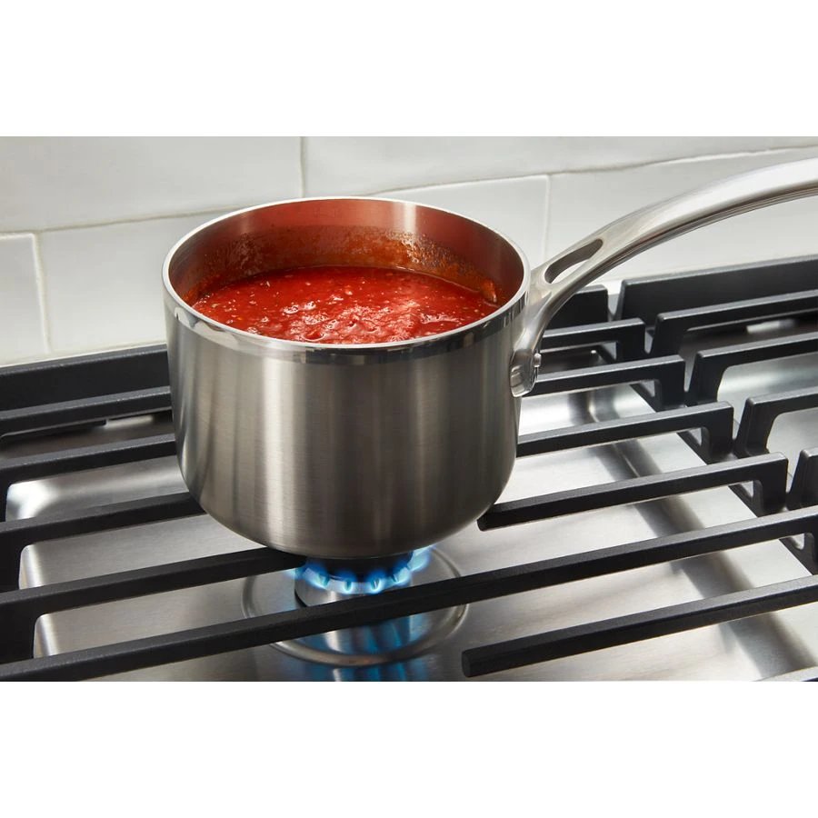 30-inch Gas Cooktop with EZ-2-Lift™ Hinged Cast-Iron Grates WCGK5030PW