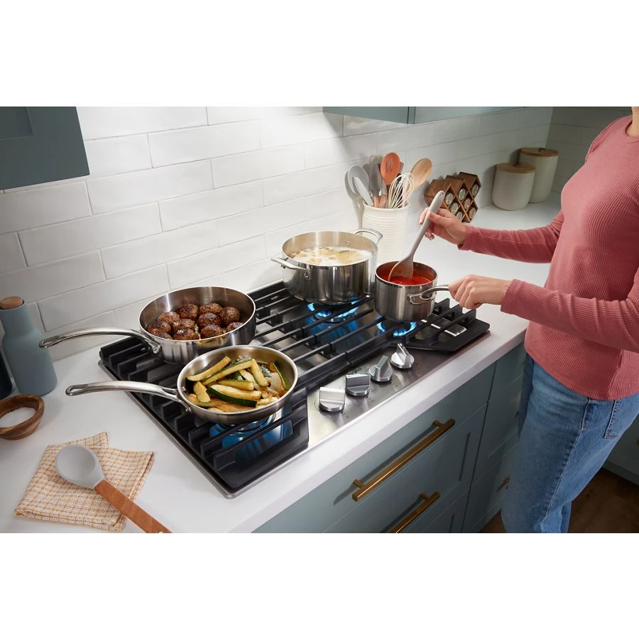36-inch Gas Cooktop with EZ-2-Lift™ Hinged Cast-Iron Grates WCGK5036PB