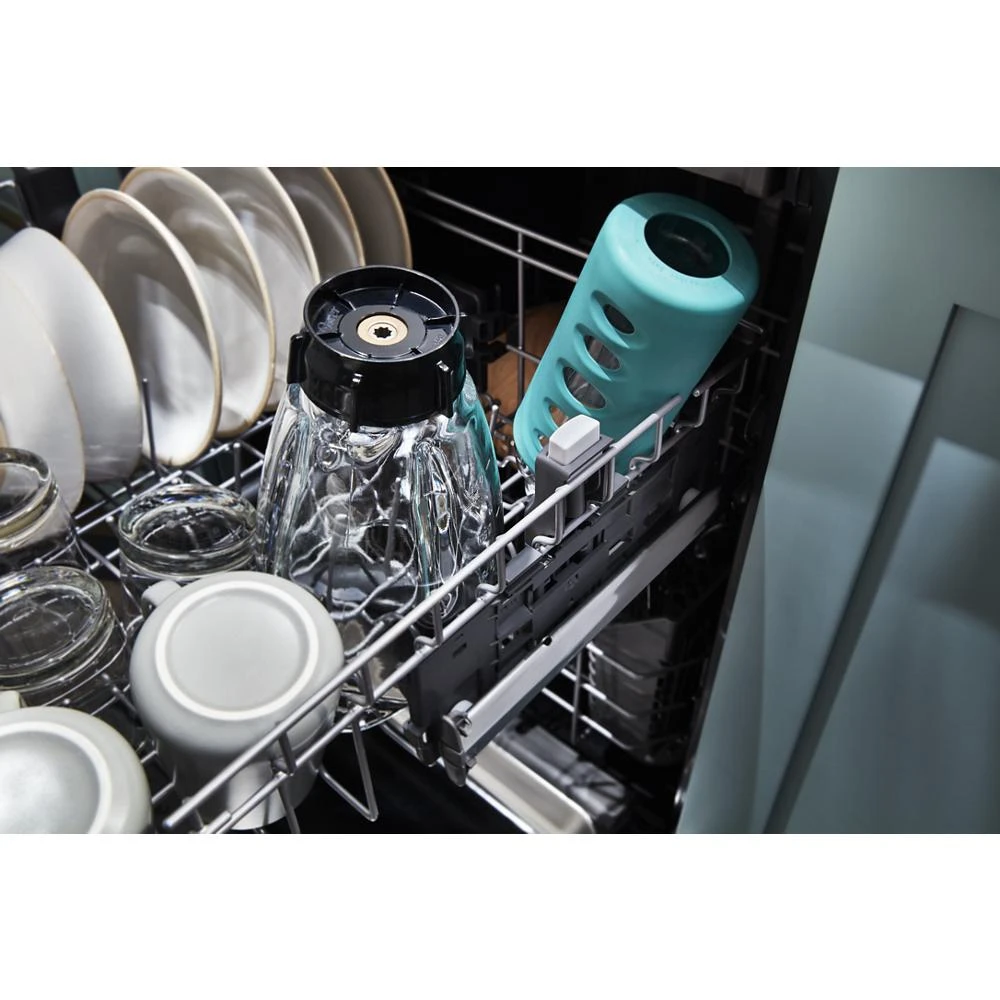 Quiet Dishwasher with 3rd Rack and Pocket Handle WDP730HAMZ