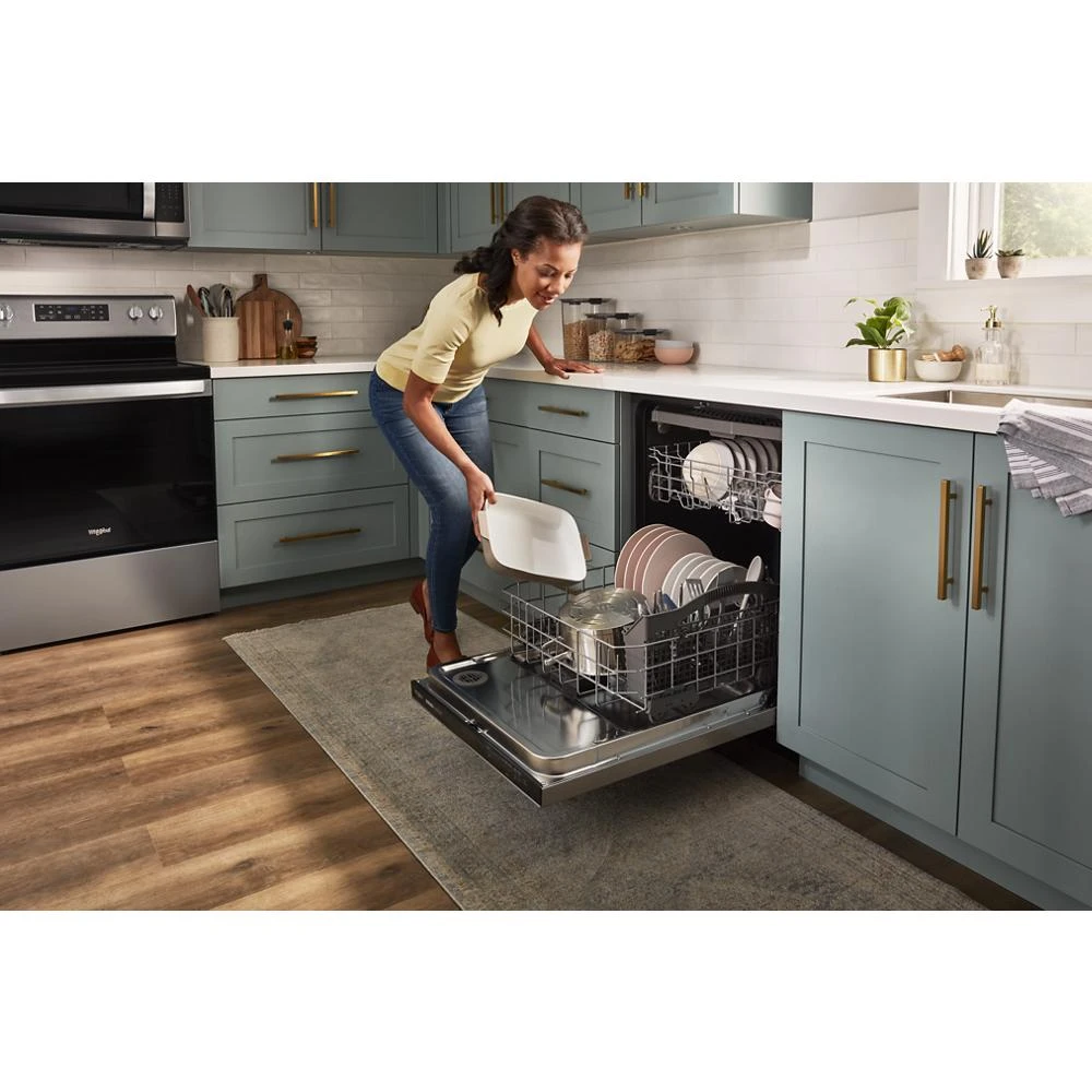 Quiet Dishwasher with 3rd Rack WDT730HAMZ