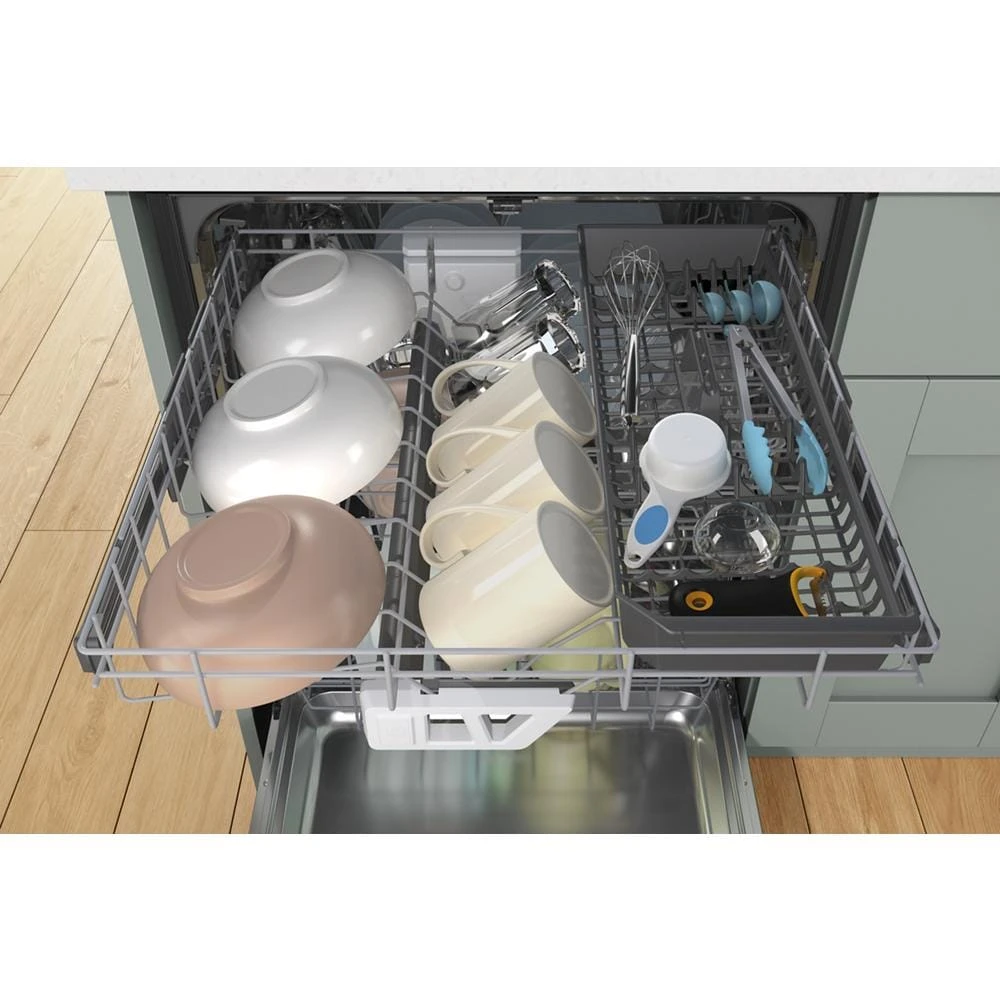 Fingerprint Resistant Dishwasher with 3rd Rack & Large Capacity WDT970SAKZ