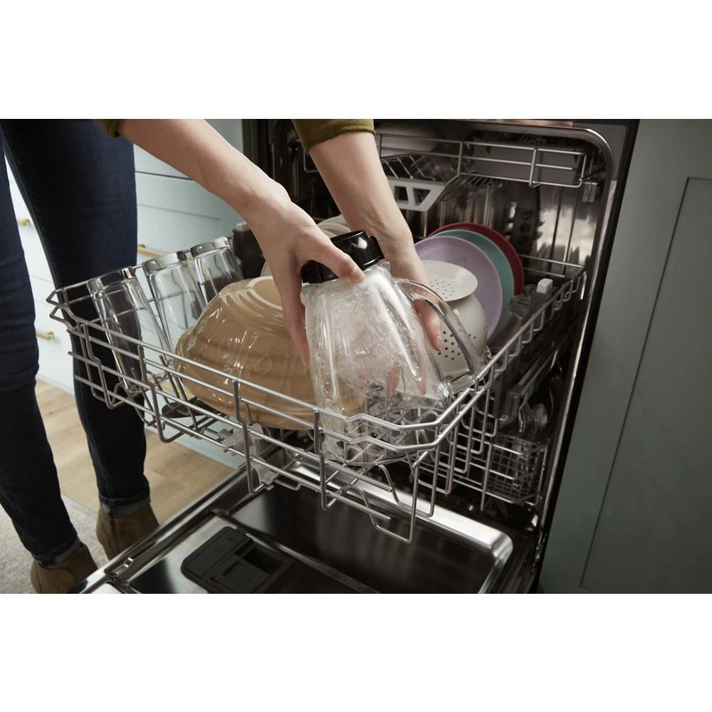Fingerprint Resistant Dishwasher with 3rd Rack & Large Capacity WDT970SAKZ