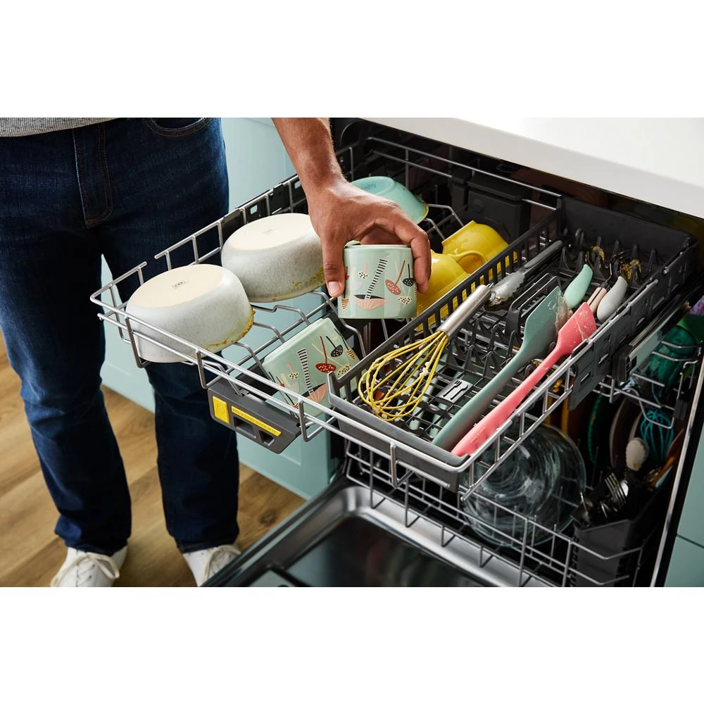 24-Inch Top Control Dishwasher with Total Coverage Wash and Auto Open Air Dry in Fingerprint Resistant Stainless Steel WDTS8024SV