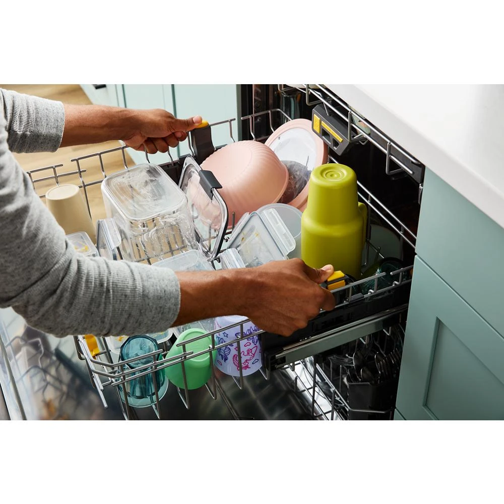 24-Inch Top Control Dishwasher with Total Coverage Wash and Auto Open Air Dry in Fingerprint Resistant Stainless Steel WDTS8024SV