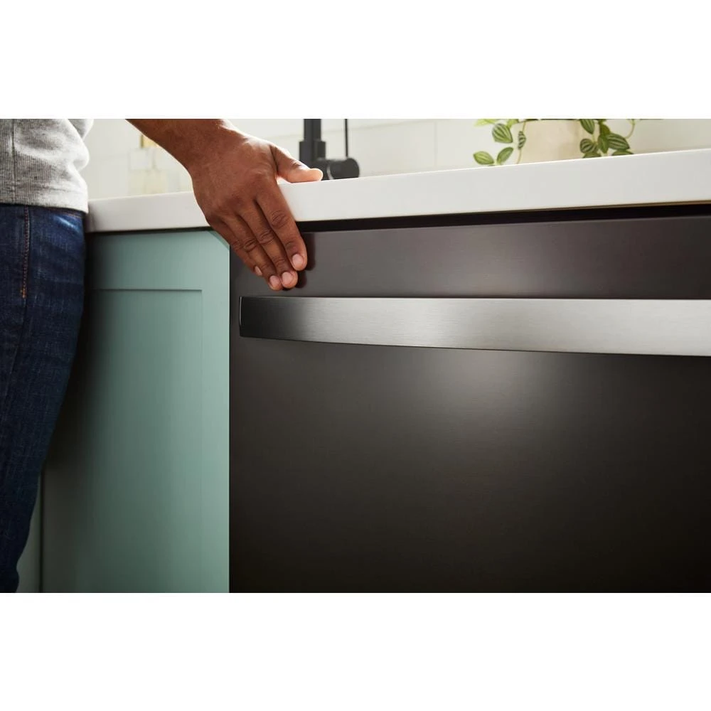 24-Inch Top Control Dishwasher with Total Coverage Wash and Auto Open Air Dry in Fingerprint Resistant Stainless Steel WDTS8024SV