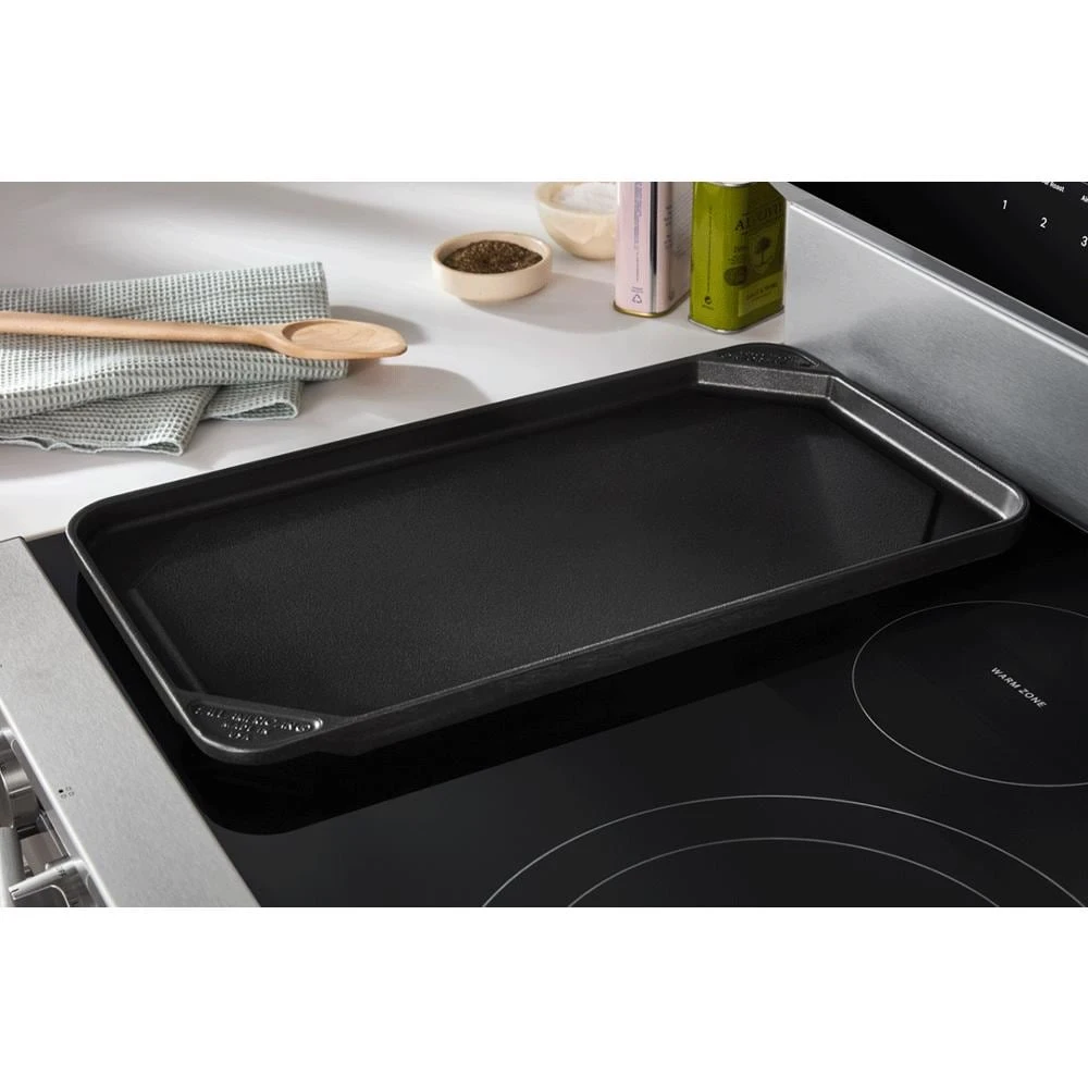 30-inch Electric Smart Range with Air Cooking Technology, No Preheat Air Fry, High Speed Preheat Oven, WipeClean™ Coating, and Steam/Self Clean WFES7530RW