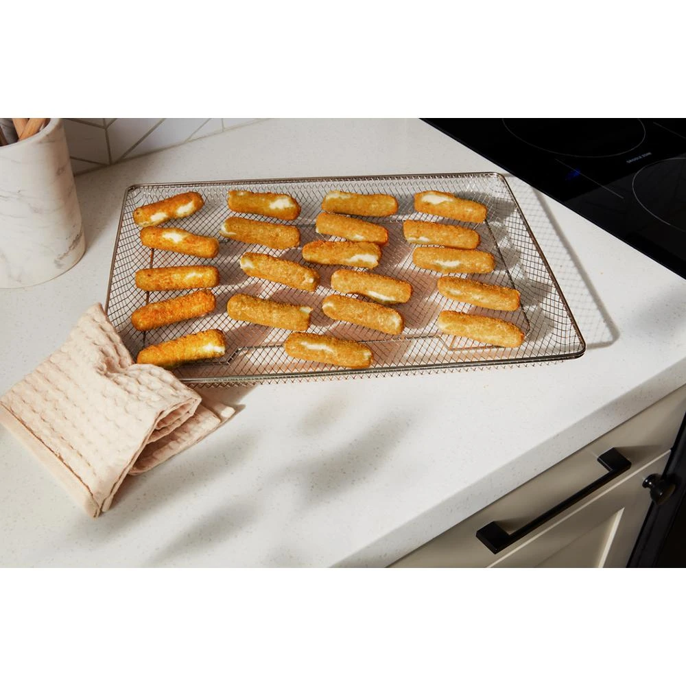30-inch Electric Smart Range with Air Cooking Technology, No Preheat Air Fry, High Speed Preheat Oven, WipeClean™ Coating, and Steam/Self Clean WFES7530RW