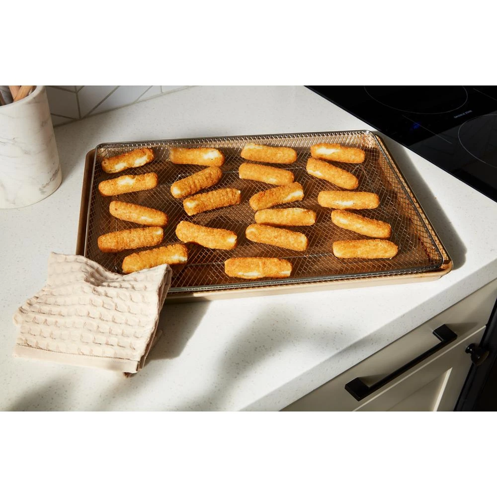 30-inch Electric Smart Range with Air Cooking Technology, No Preheat Air Fry, High Speed Preheat Oven, WipeClean™ Coating, and Steam/Self Clean WFES7530RW