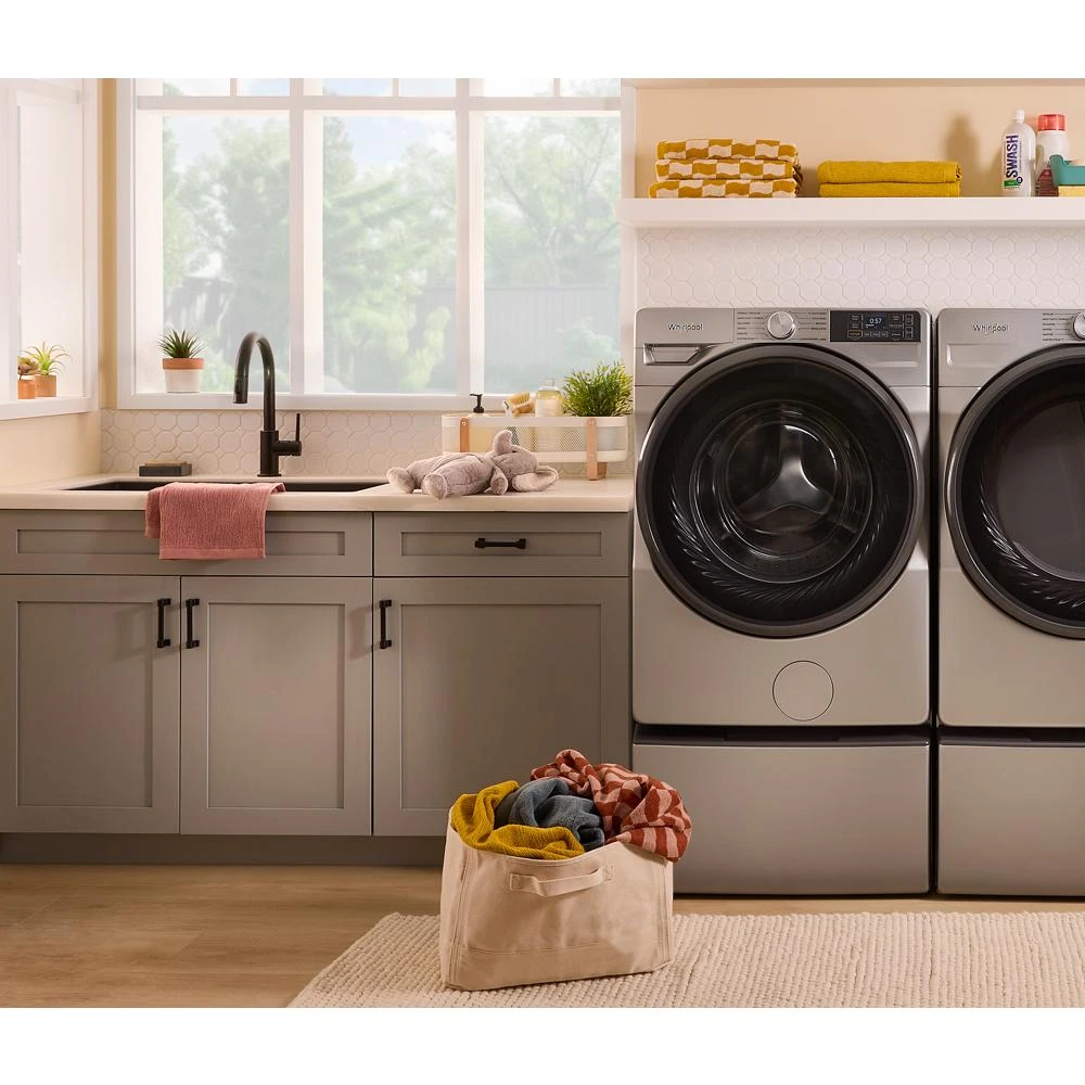 4.5 cu. ft. Smart Front Load ENERGY STAR® Washer with FreshFlow™ Vent System WFW5720RR