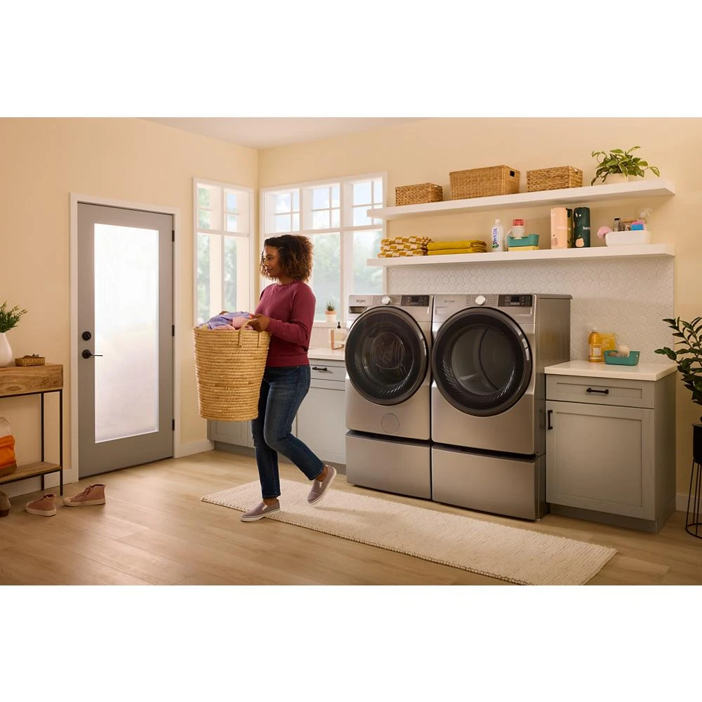 4.5 cu. ft. Smart Front Load ENERGY STAR® Washer with FreshFlow™ Vent System WFW5720RR