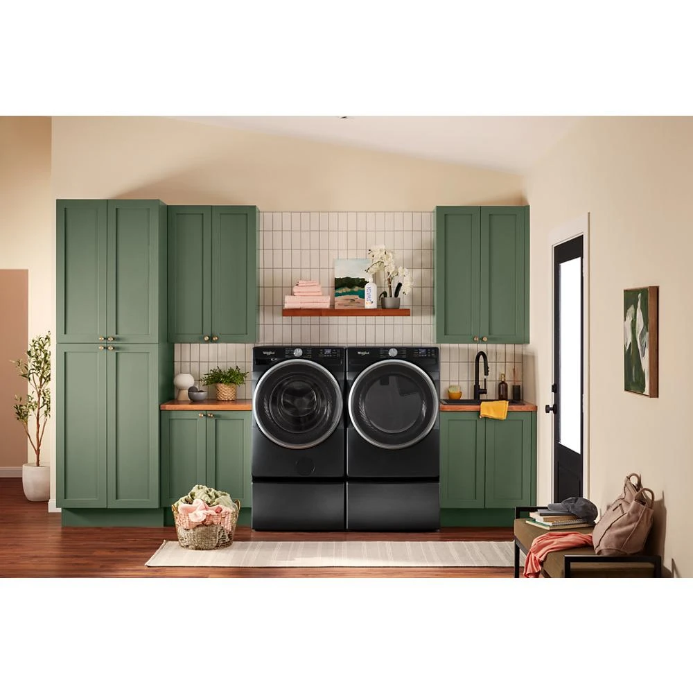 5.0 cu. ft. Smart Front Load ENERGY STAR® Washer with the FreshFlow™ Vent System WFW6720RU