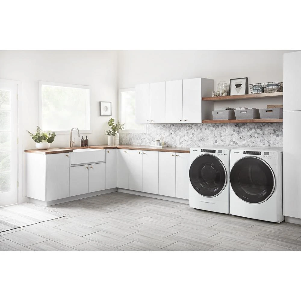 5.0 cu. ft. Front Load Washer with Load & Go™ XL Dispenser WFW8620HW