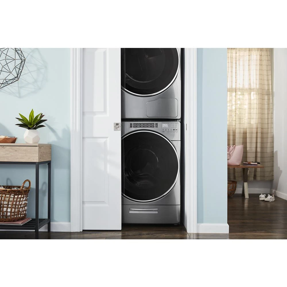 4.3 cu. ft. Closet-Depth Front Load Washer with Load & Go™ XL Dispenser WFW862CHC