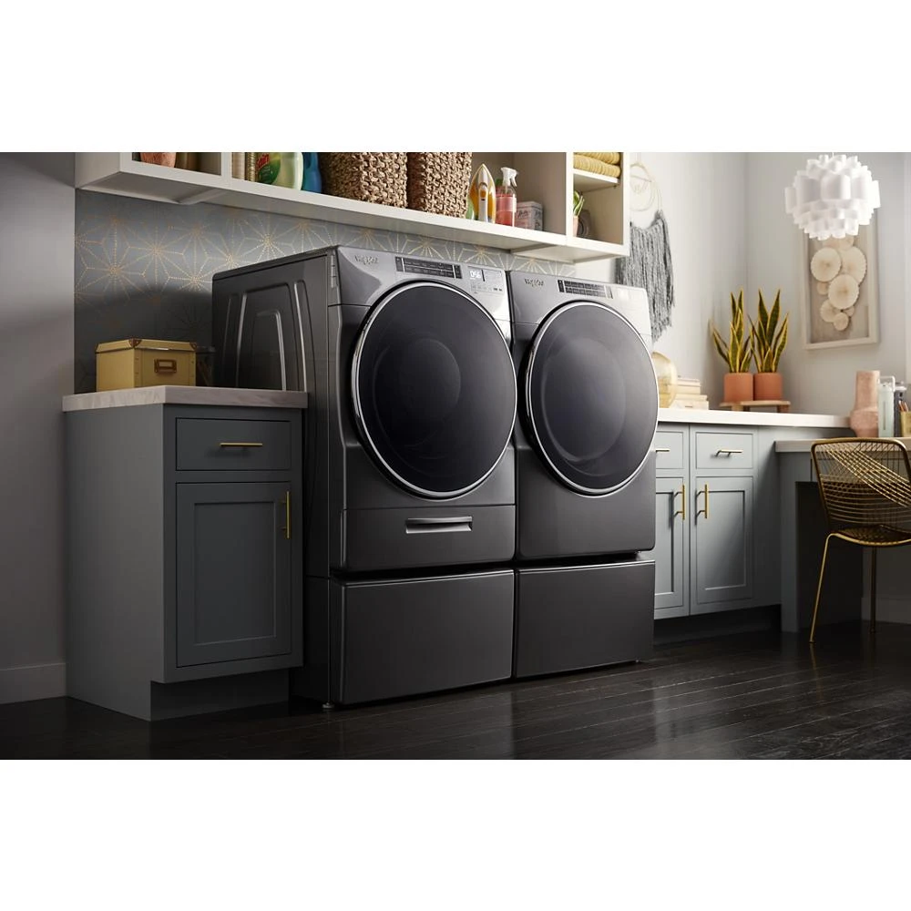 4.3 cu. ft. Closet-Depth Front Load Washer with Load & Go™ XL Dispenser WFW862CHC