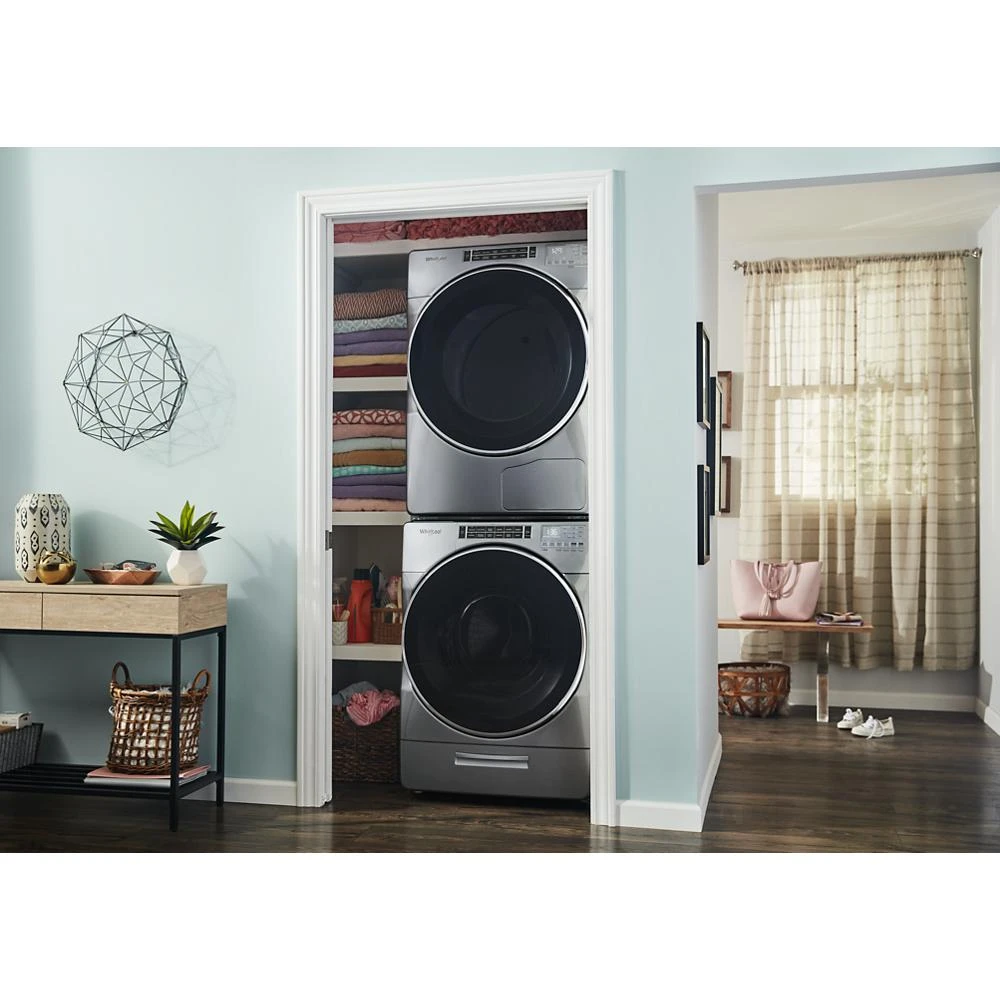 4.3 cu. ft. Closet-Depth Front Load Washer with Load & Go™ XL Dispenser WFW862CHC